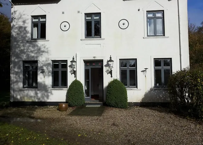 Velling Koller אכסניה Bryrup